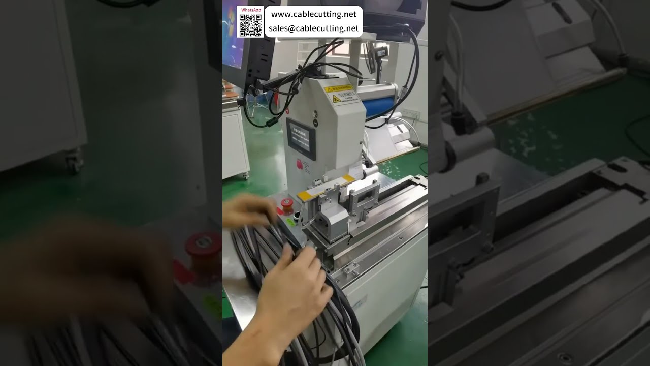 Automatische vouwlabelmachine met geïntegreerde printfunctie voor snelle kabelboomproductie