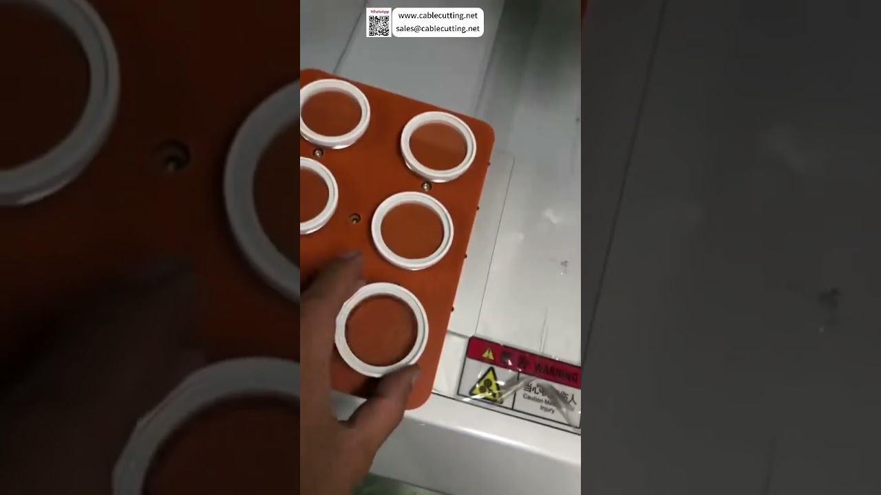 Automatische Lijmdispensermachine voor Glaslenzen | Industriële Automatisering | Snelle Installatie