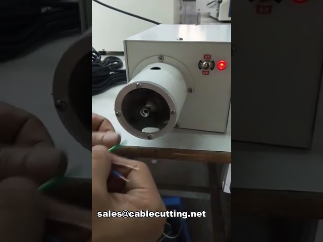 Semi-automatische pneumatisch-elektrische draadstripper en twister WPM-200