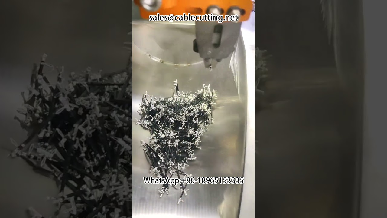 Automatische dubbelzijdige krimpmachine voor ultrakorte draden (28mm) - Kabelboom automatisering