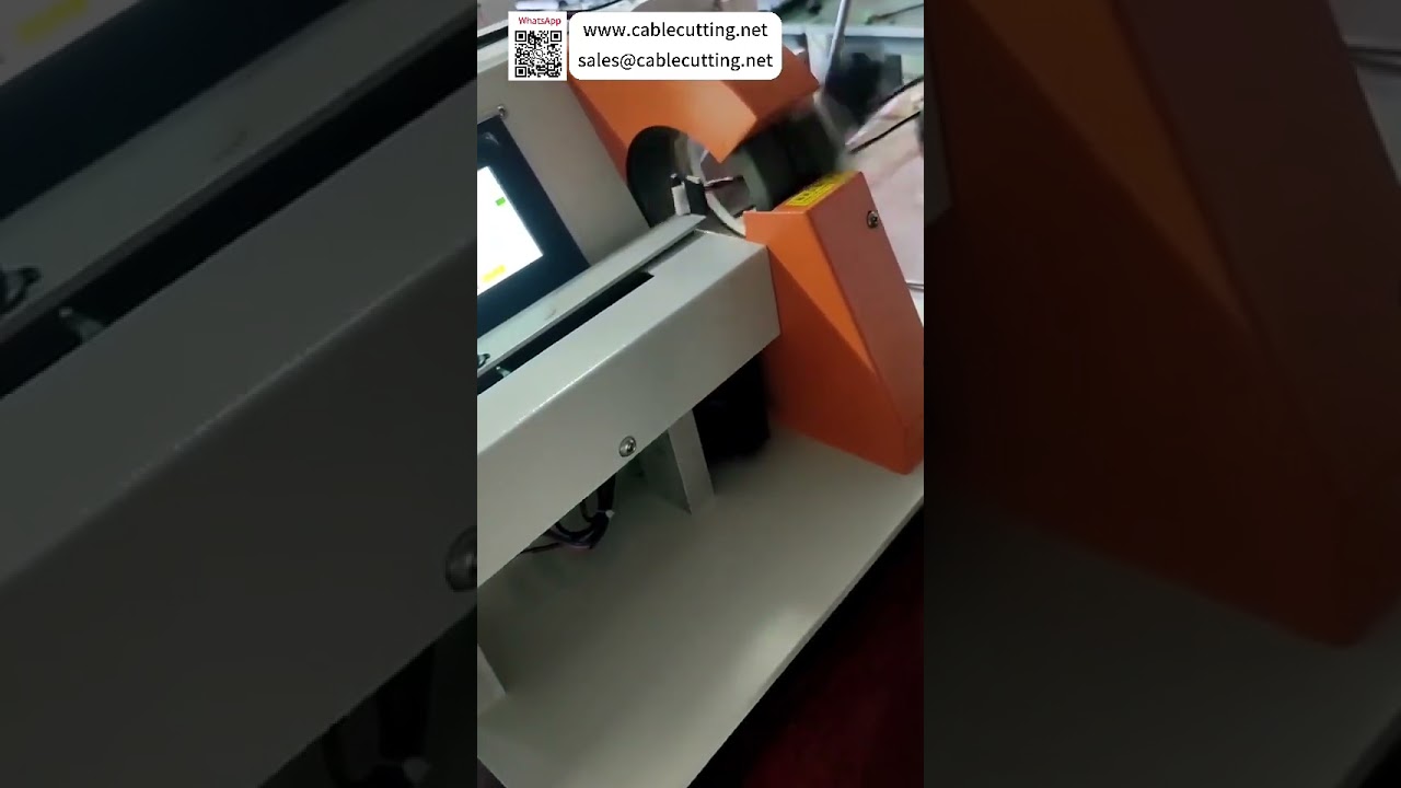 Semi-automatische kabeltrek- en tapemachine voor vaste lengtes - korte versie voor veilige kabelbomen