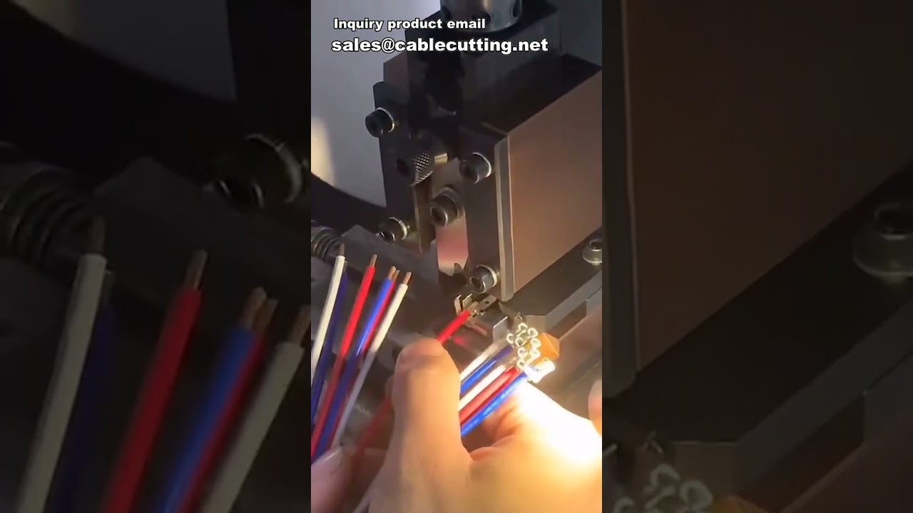 Automotive Stripklemmen Krimpmachine – Efficiënt en Precies Krimpen