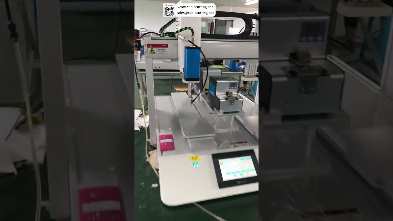 6-assige cobot-schroefautomaat — snel opgesteld