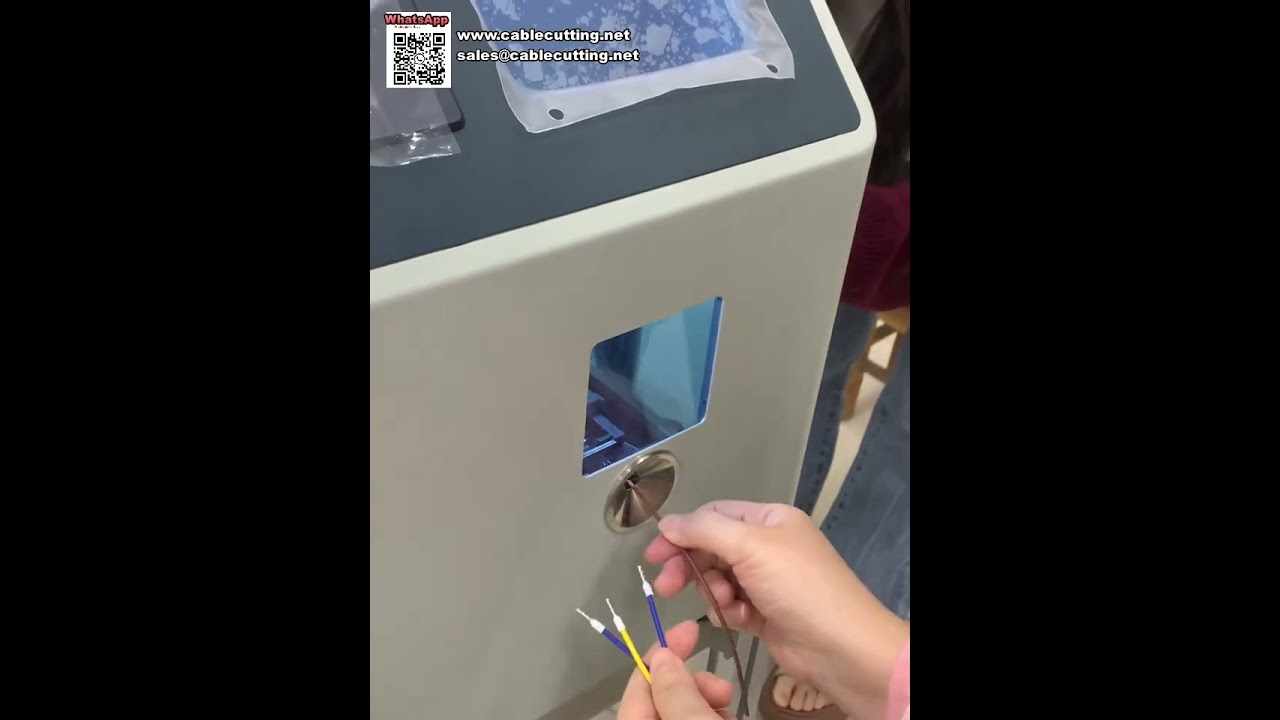 Krimpmachine voor buisvormige terminals elimineert handmatige fouten, stabiele en veilige draadverbinding