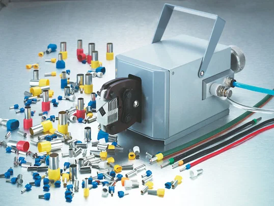 Pneumatische Terminalkrimpmachine 6-4